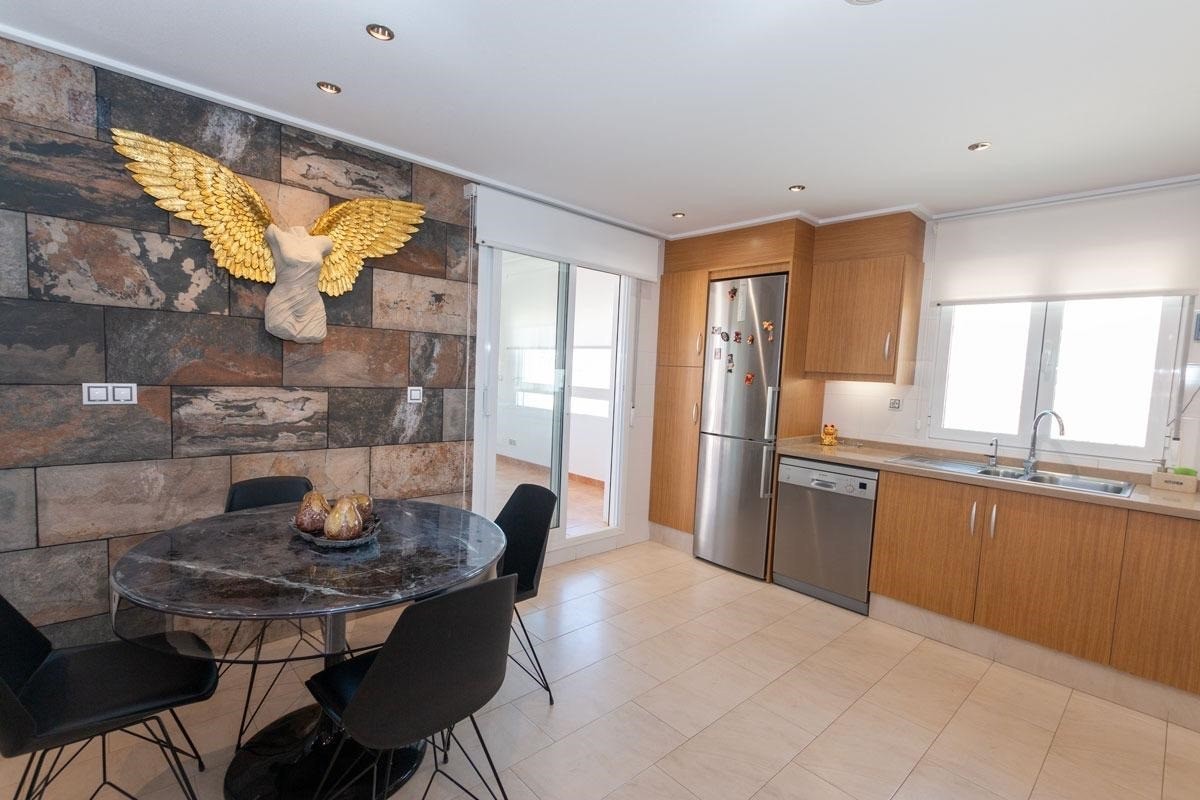 Apartamento com 3 quartos com piscina em Alicante, Espanha – Foto 10