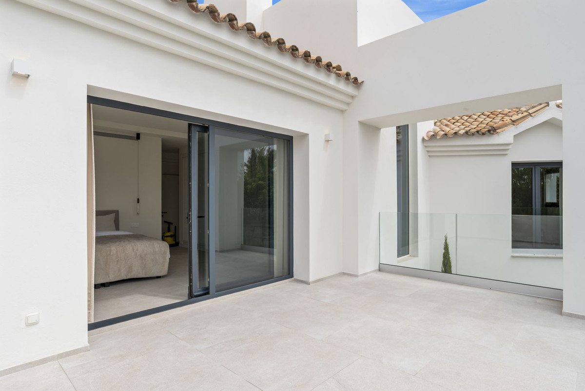 4 Bedroom Villa in Benahavís - Foto 19