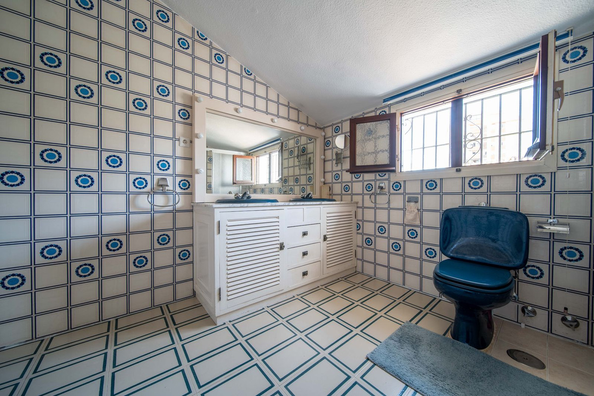 3 Bedroom Villa in Fuengirola - Photo 25