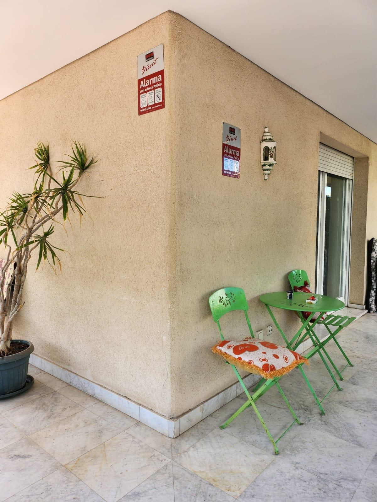 2 Bedroom Apartment in Marbella - Photo 3