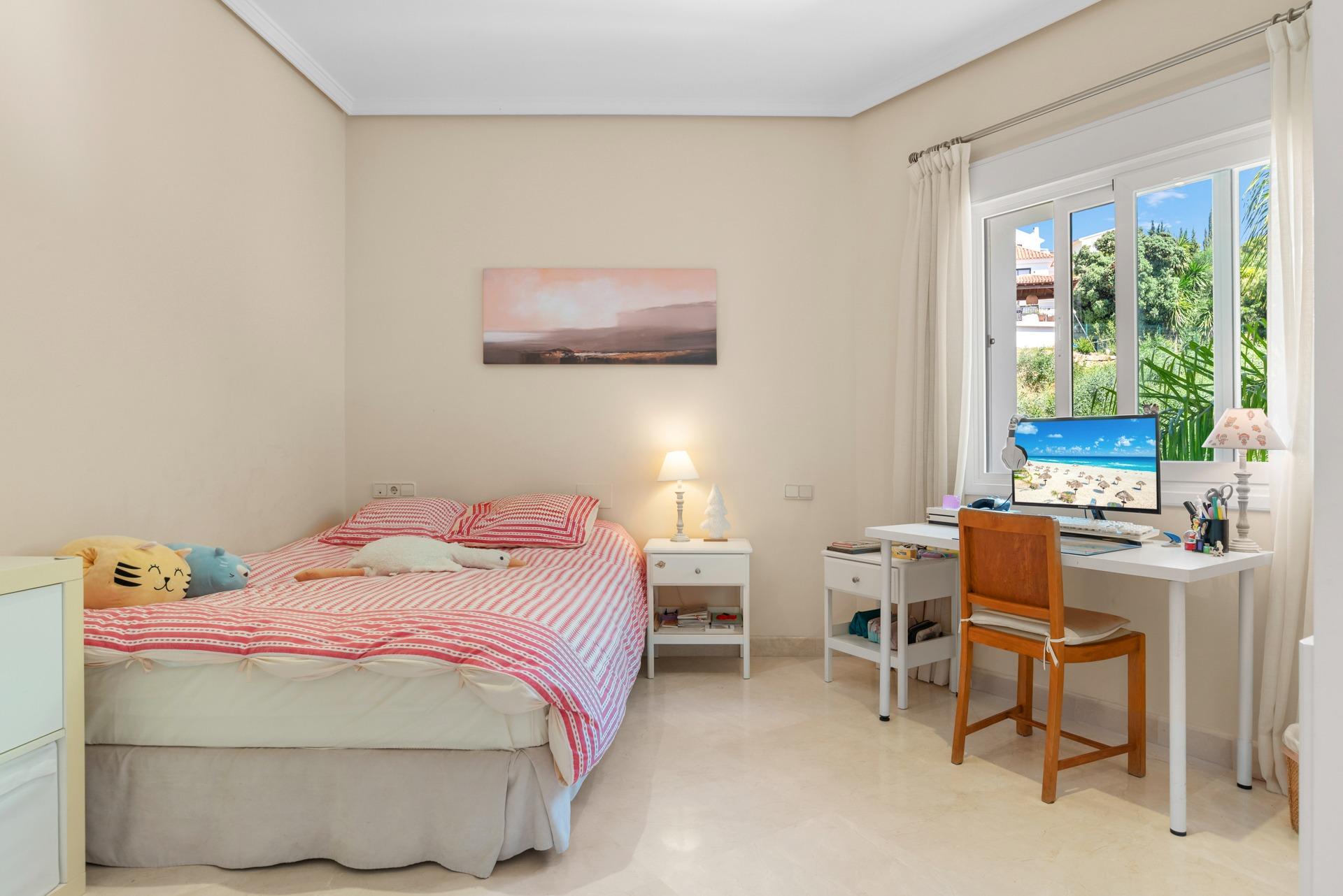 6 Bedroom Villa in Benahavís - Foto 24