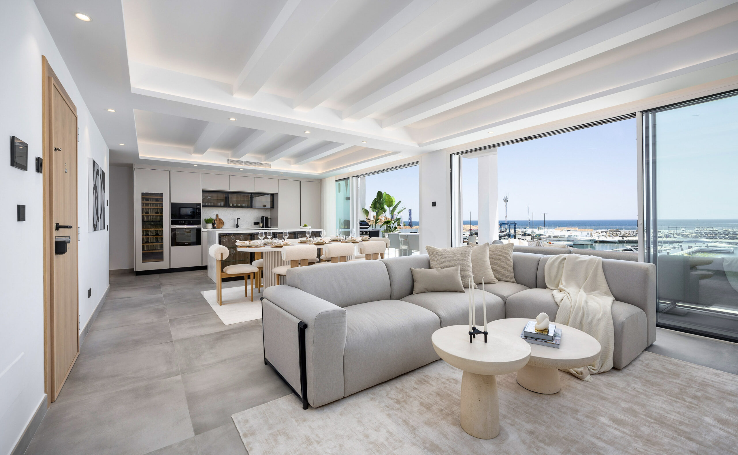 Apartment in Puerto Banus