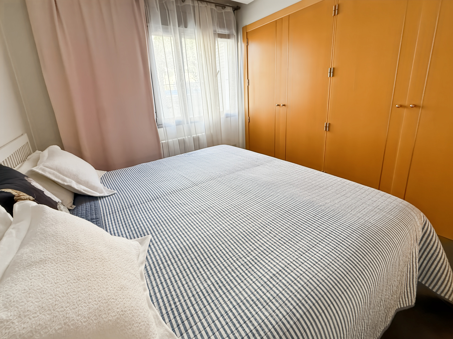 2 Bedroom Apartment in Benalmádena - Foto 14