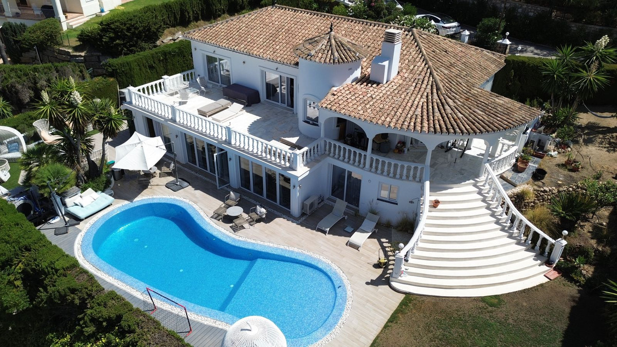 5 Bedroom Villa in Marbella - Foto 3