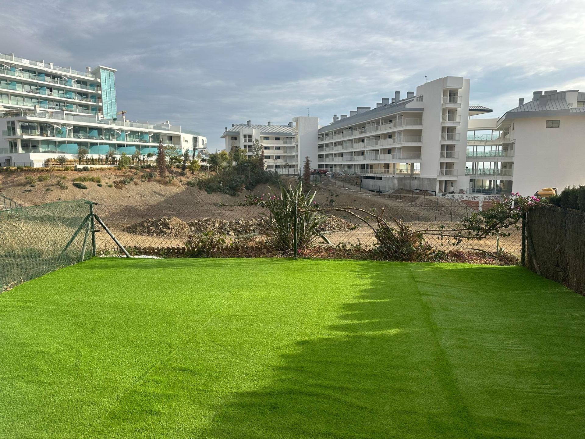 2 Bedroom Apartment in Fuengirola - Photo 7