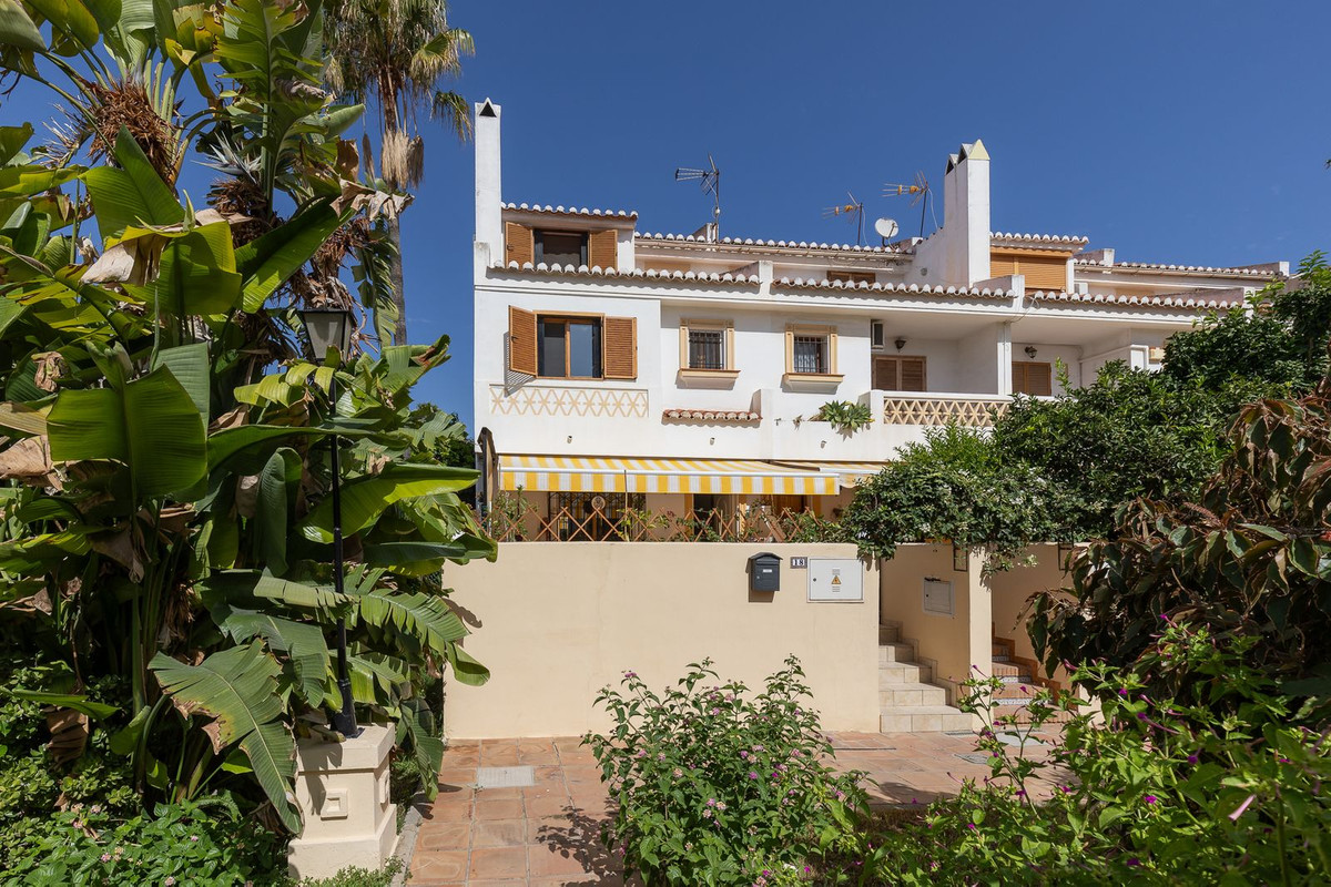 4 Bedroom Townhouse in Torremolinos
