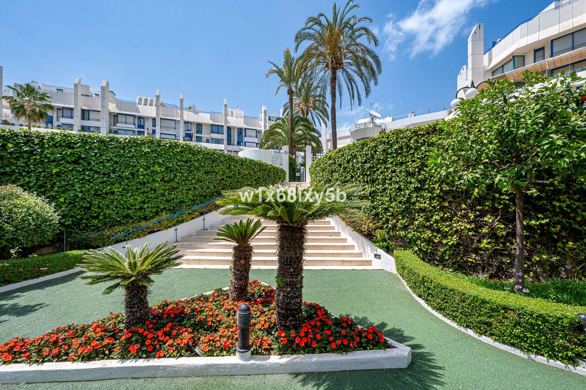2 Bedroom Apartment in Marbella - Foto 5