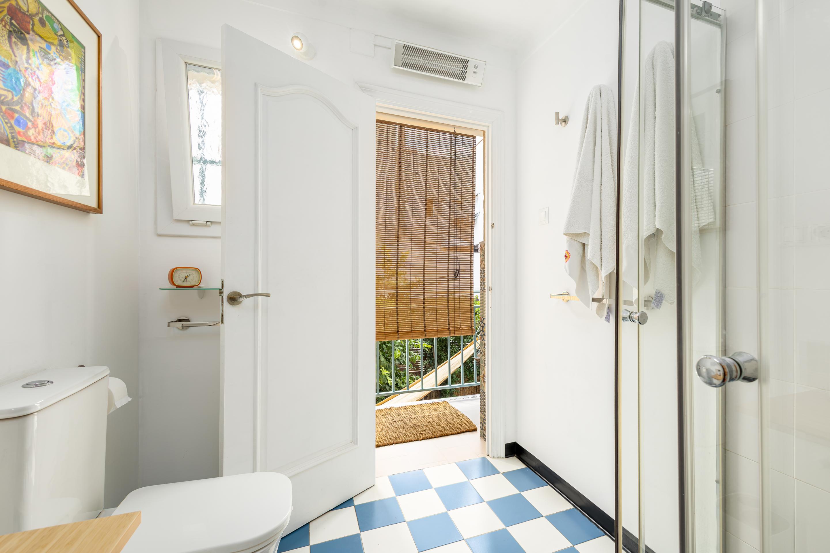 4 Bedroom Villa in Málaga - Photo 32