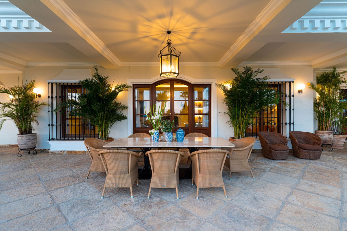 5 Bedroom Villa in Benahavís - Foto 43