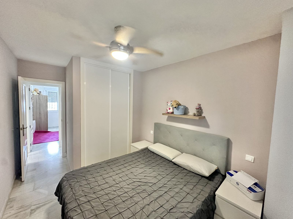 2 Bedroom Apartment in Mijas - Photo 12
