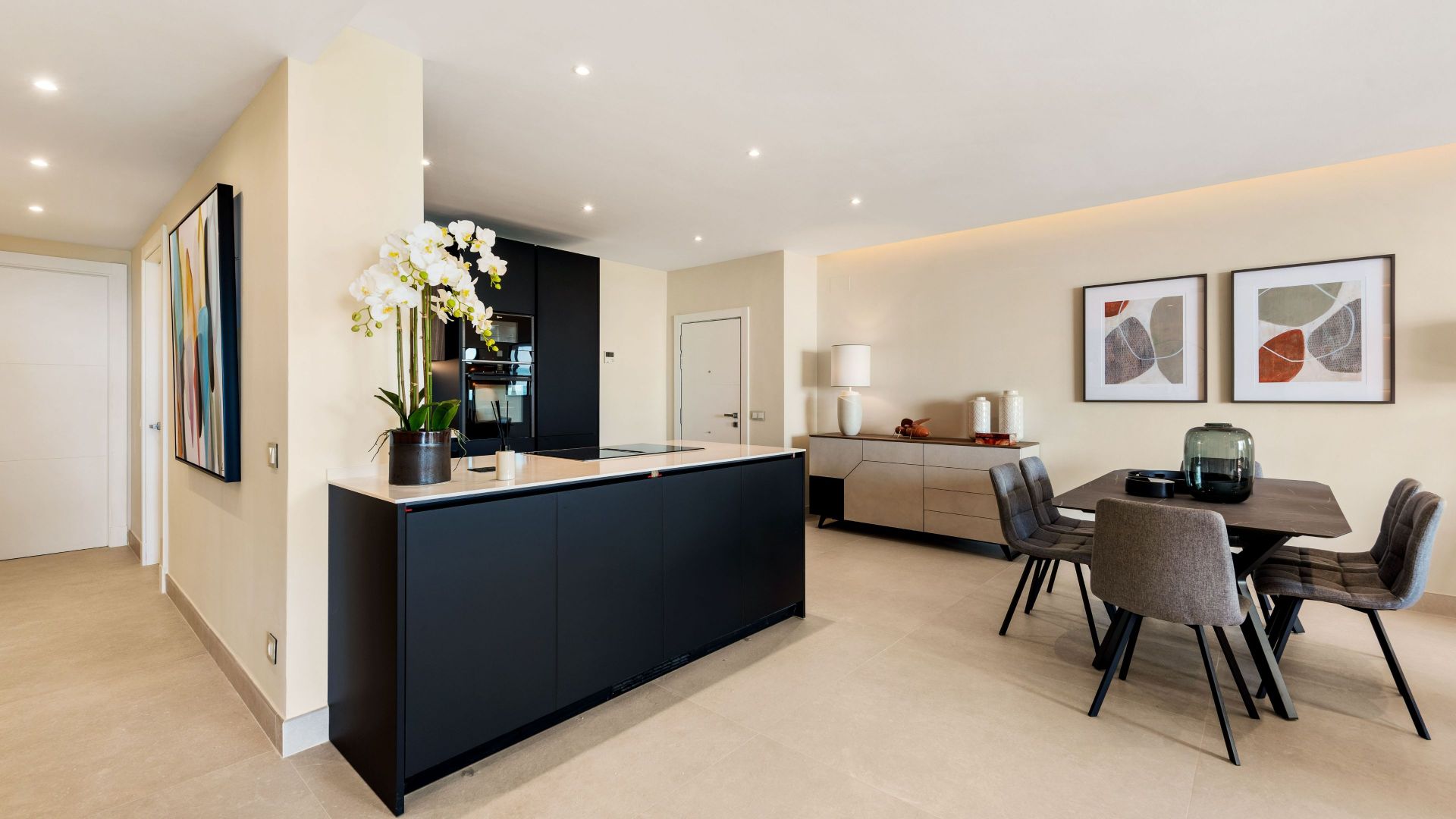 3 Bedroom Apartment in Estepona - Foto 5