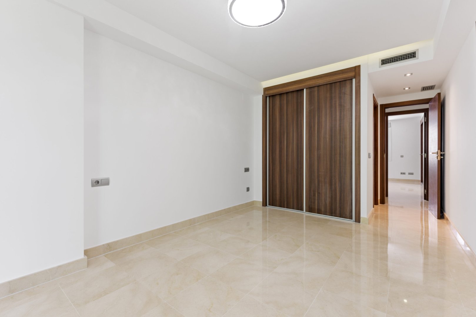3 Bedroom Apartment in San Pedro de Alcántara - Photo 22