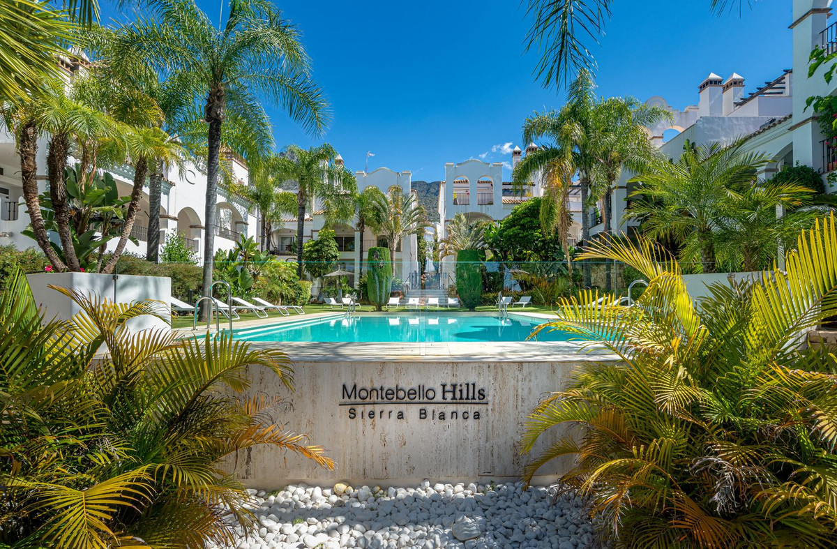 3 Bedroom Apartment in Marbella - Photo 4