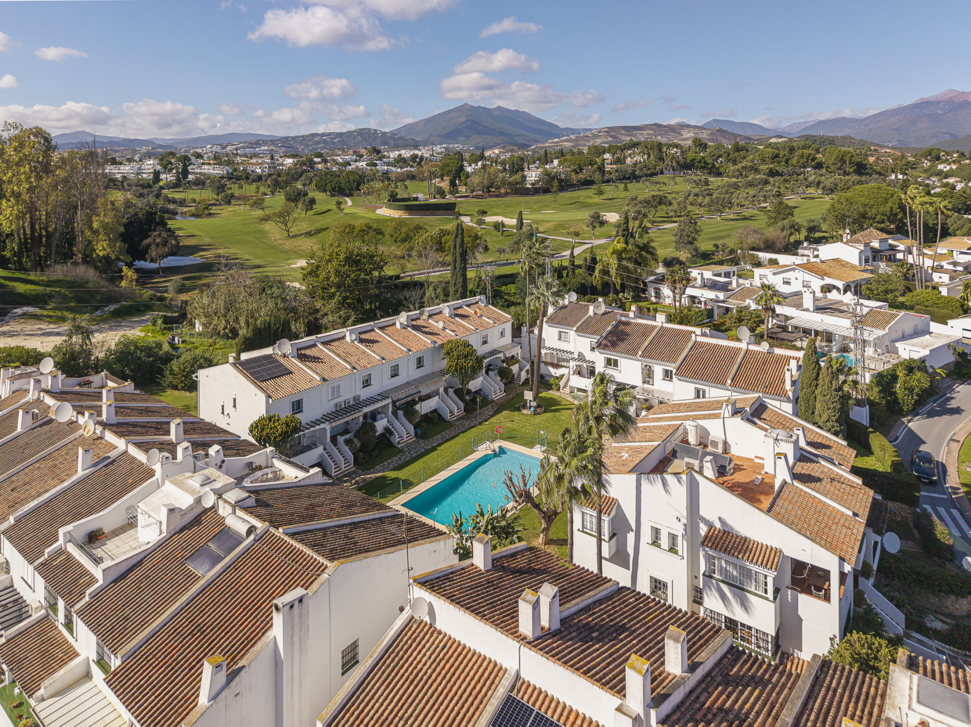 4 Bedroom Townhouse in Marbella - Photo 18