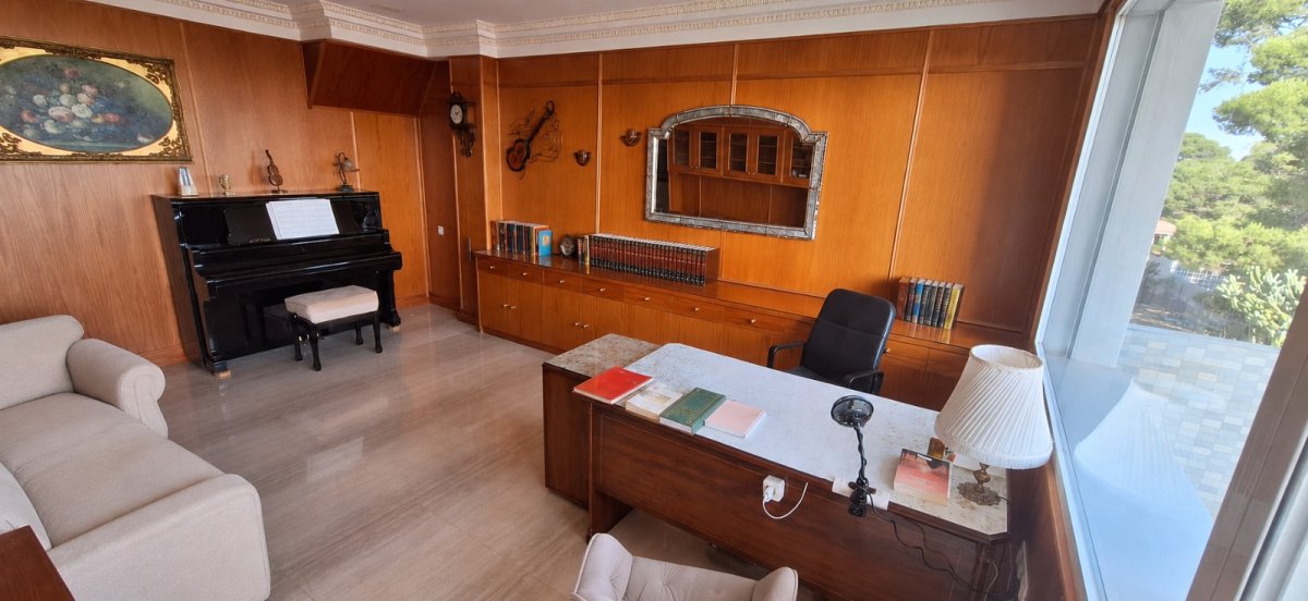 Moradia com 4 quartos em Valência, Espanha – Foto 25
