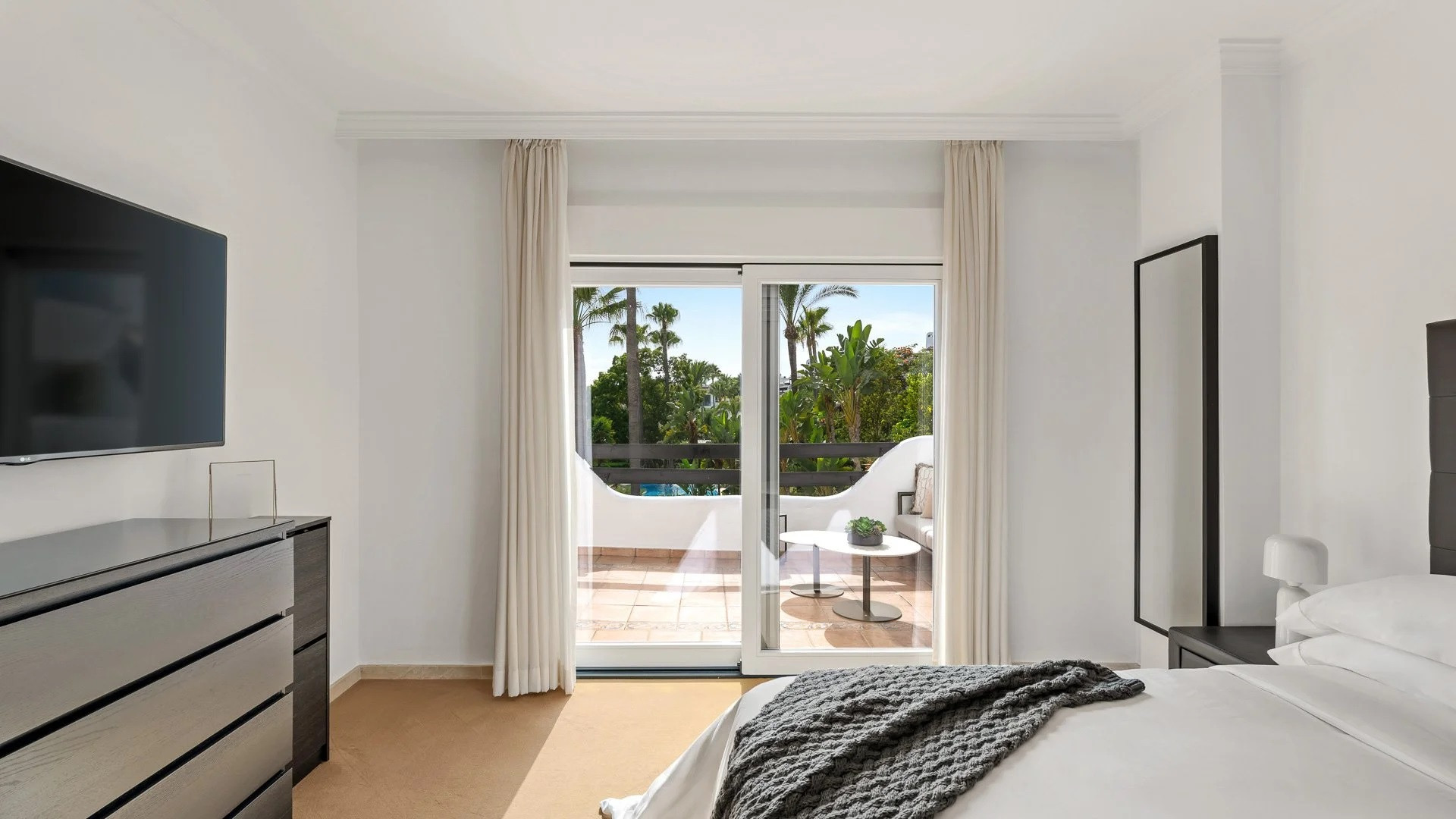 3 Bedroom Townhouse in Marbella - Photo 15