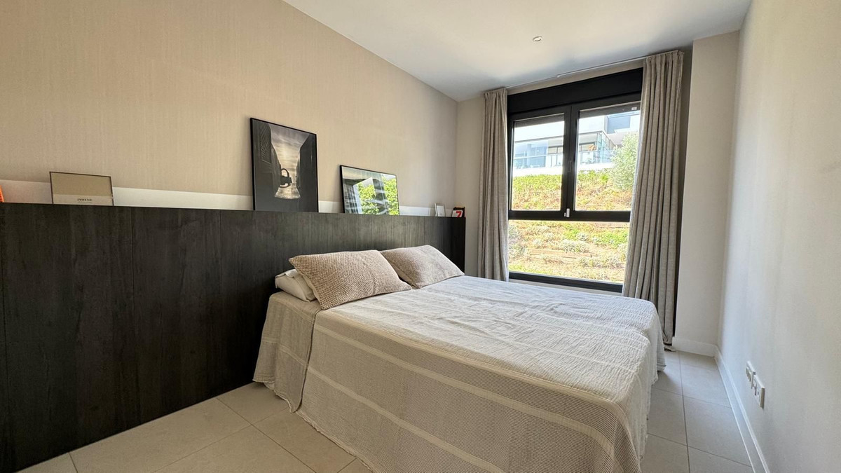 3 Bedroom Apartment in Estepona - Photo 23