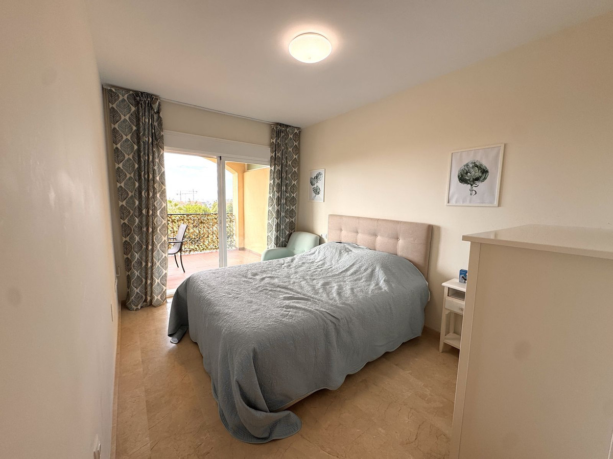 2 Bedroom Apartment in Mijas - Photo 13