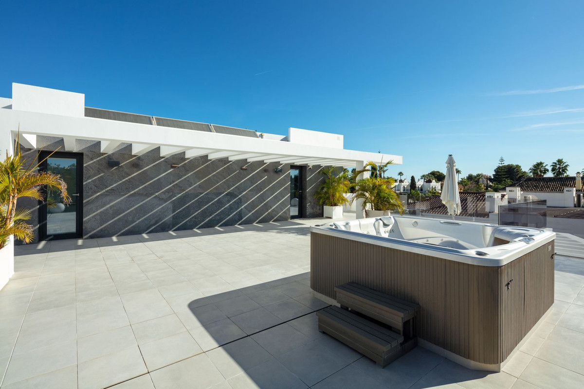 5 Bedroom Villa in Marbella - Foto 5