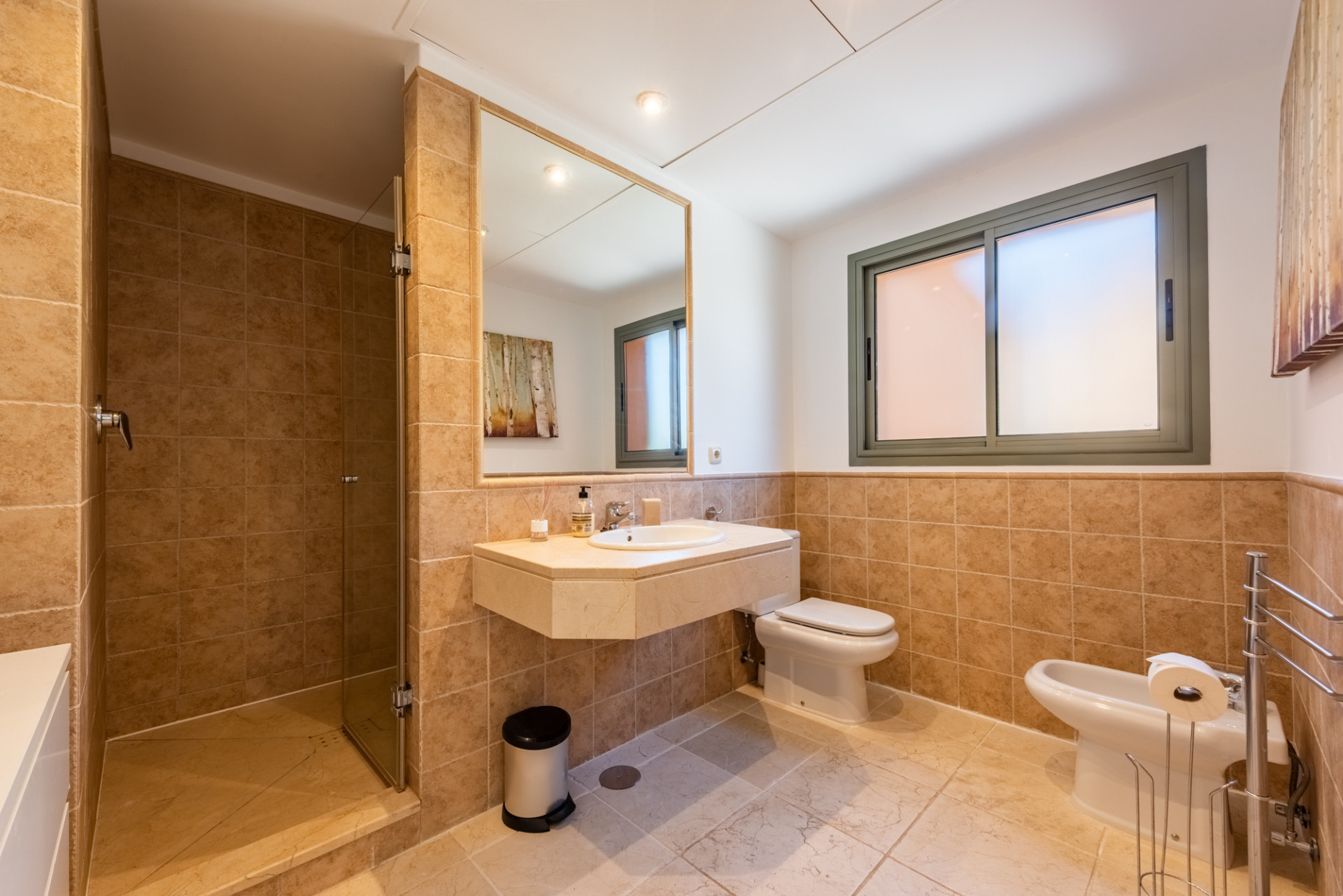 3 Bedroom Penthouse in Estepona - Photo 14