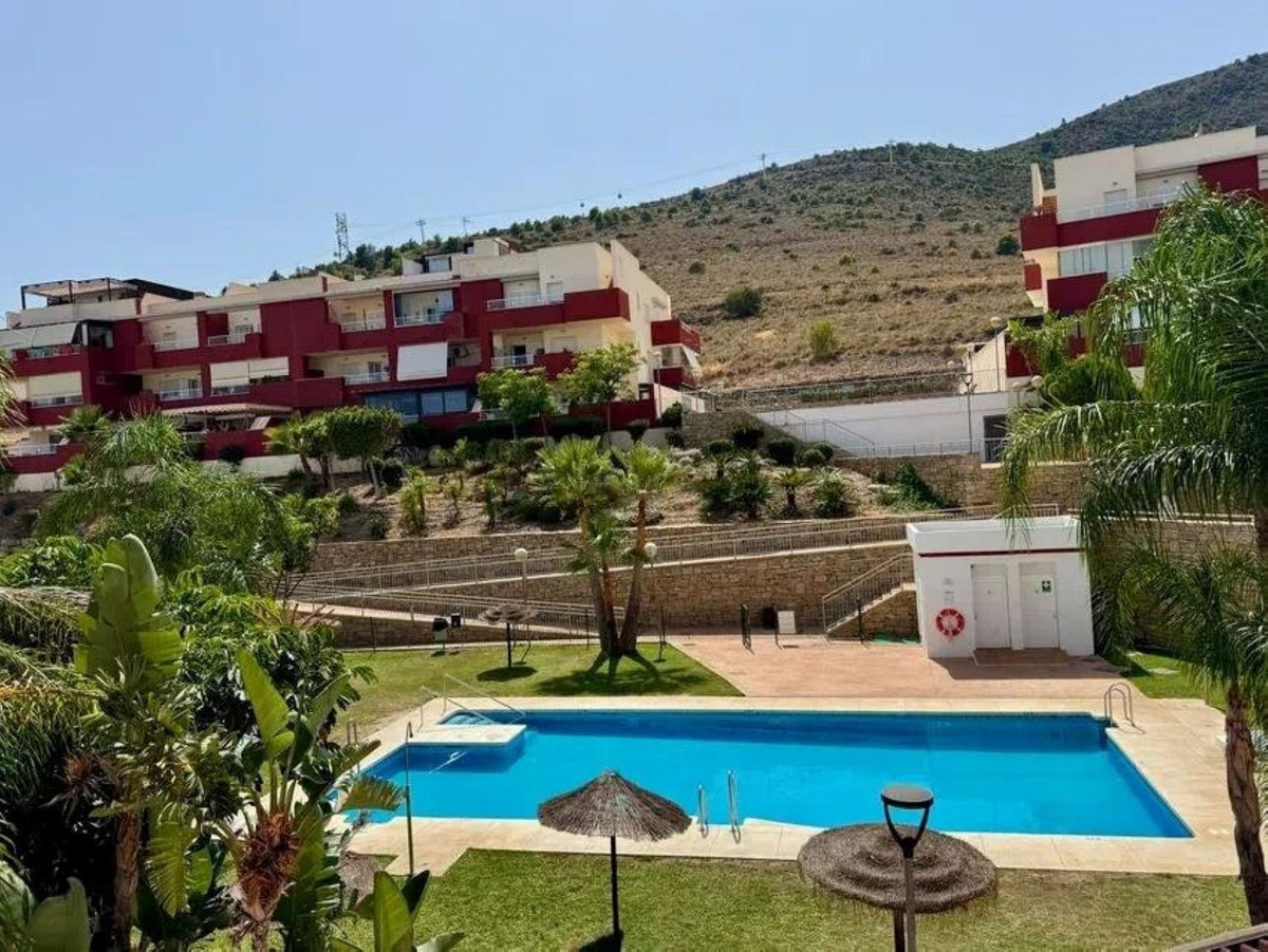 2 Bedroom Apartment in Benalmádena - Photo 15