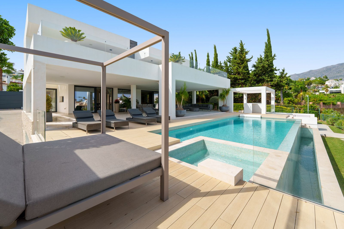 5 Bedroom Villa in Marbella - Foto 15