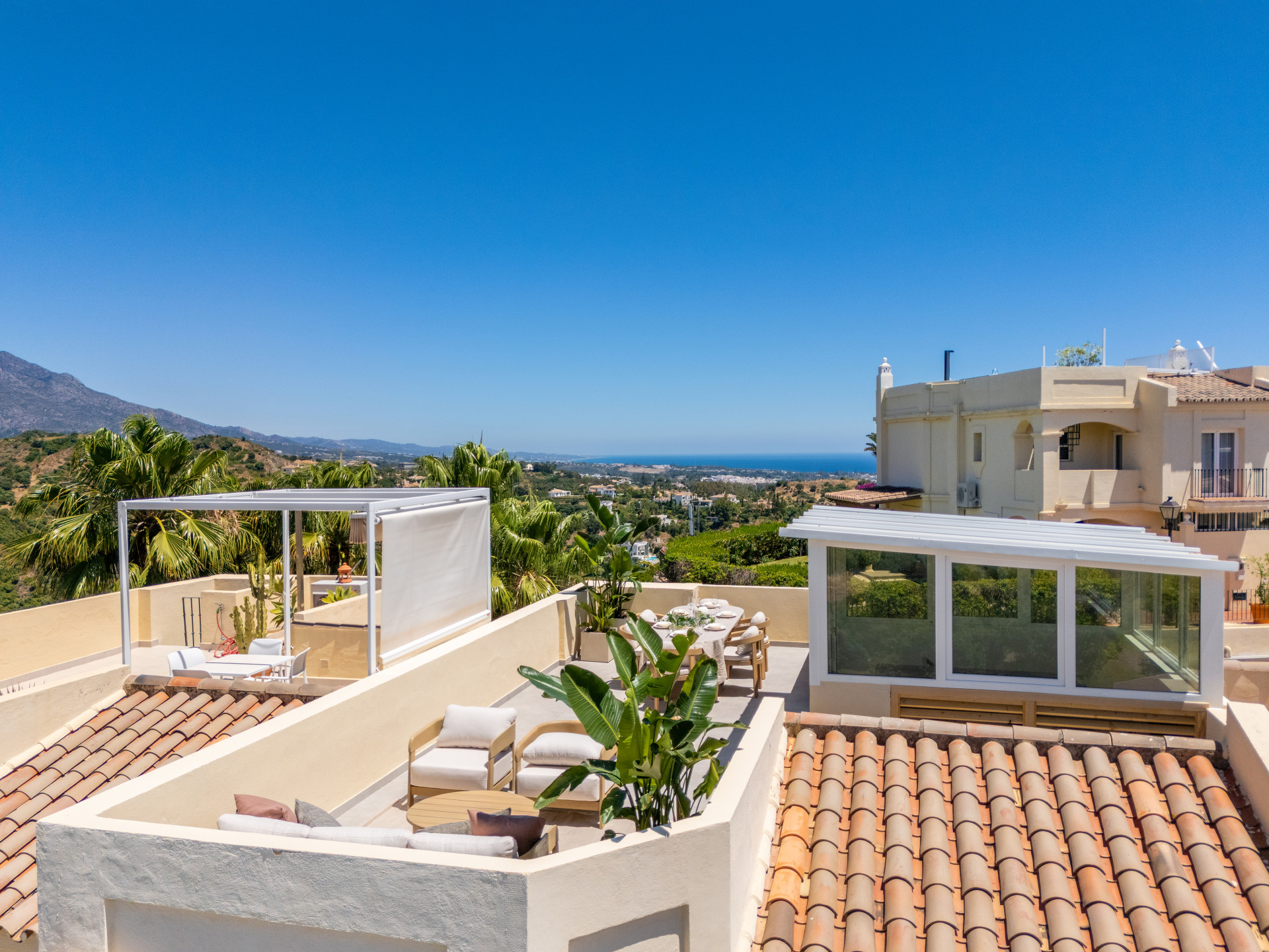 3 Bedroom Townhouse in Benahavís - Photo 40