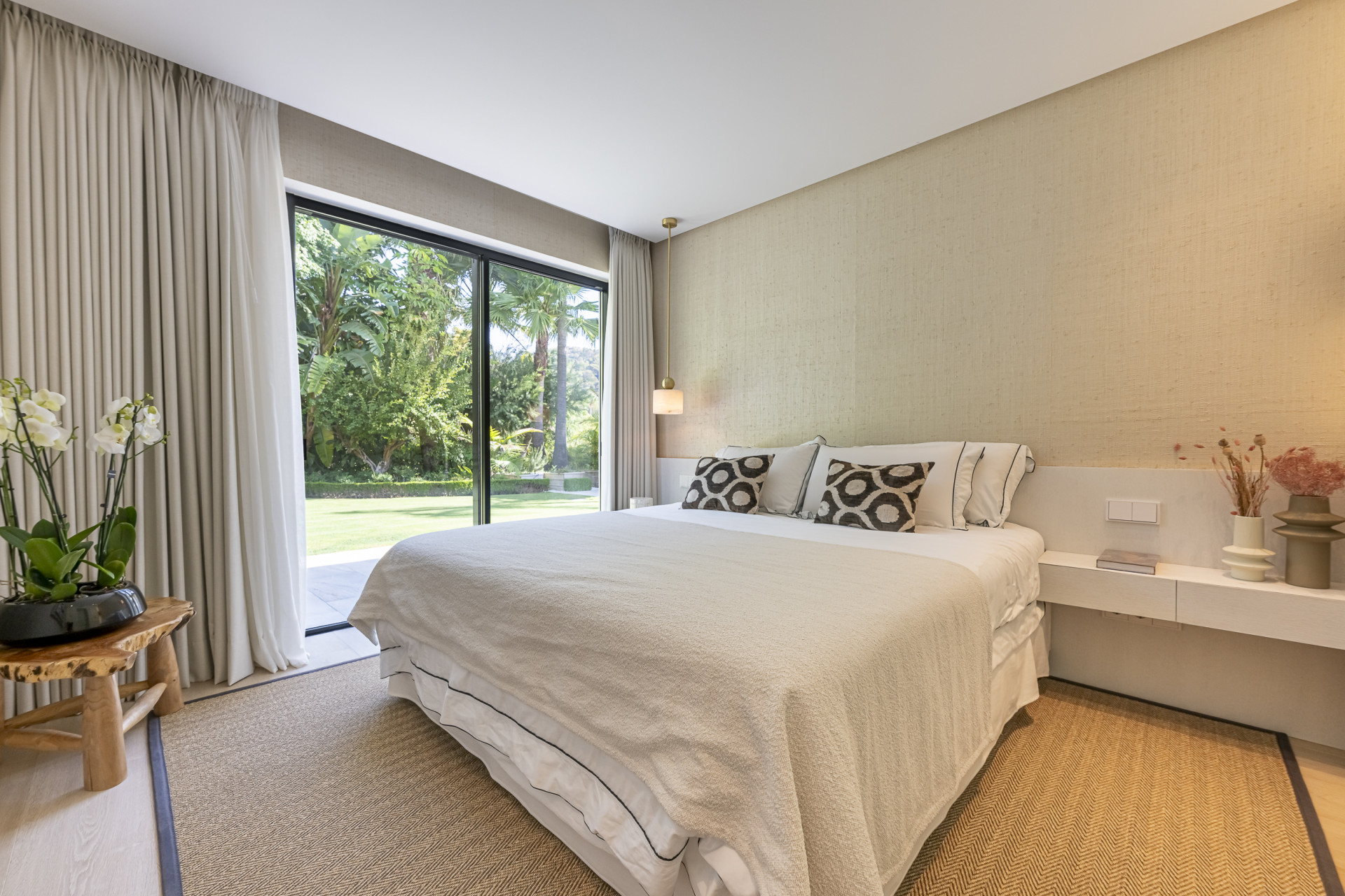 5 Bedroom Villa in Marbella - Photo 10