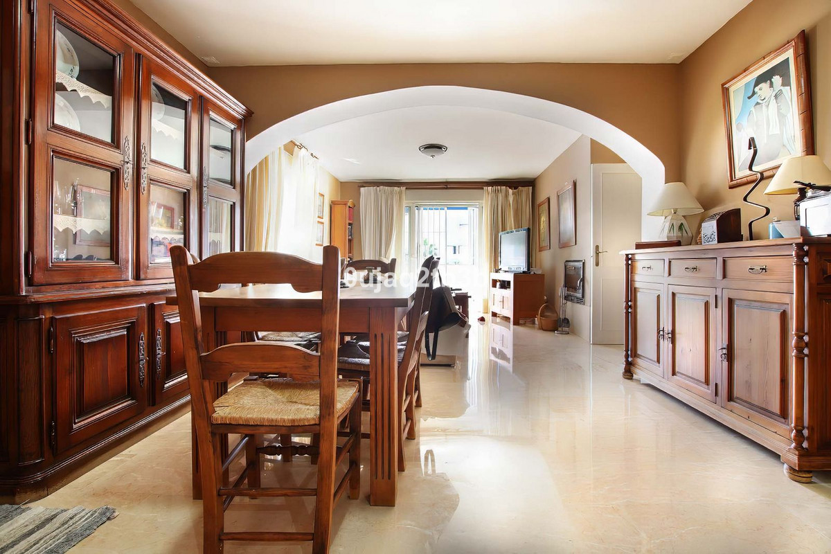 3 Bedroom Apartment in Marbella - Фото 12