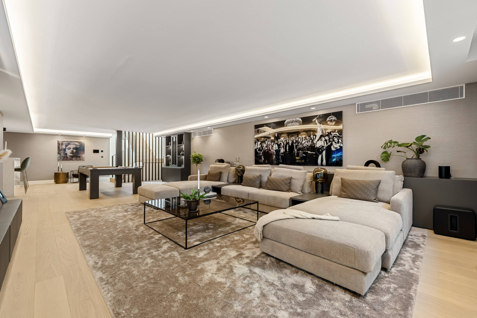5 Bedroom Villa in Marbella - Photo 45