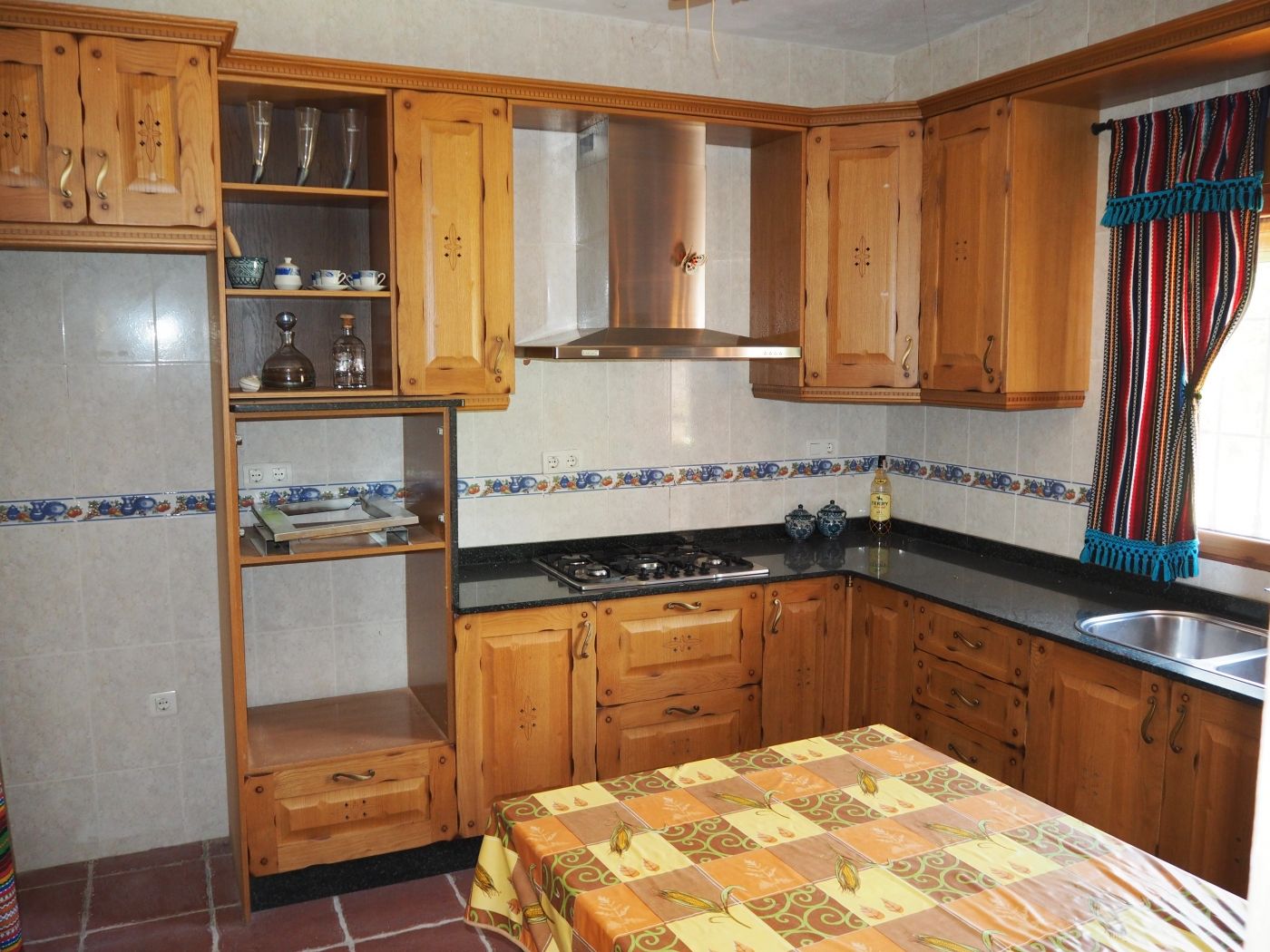 Chalet de 3 dormitorios con piscina en Granada – Foto 7