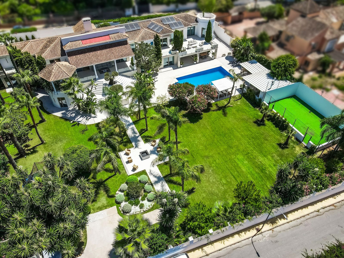 Villa in Guadalmina Baja