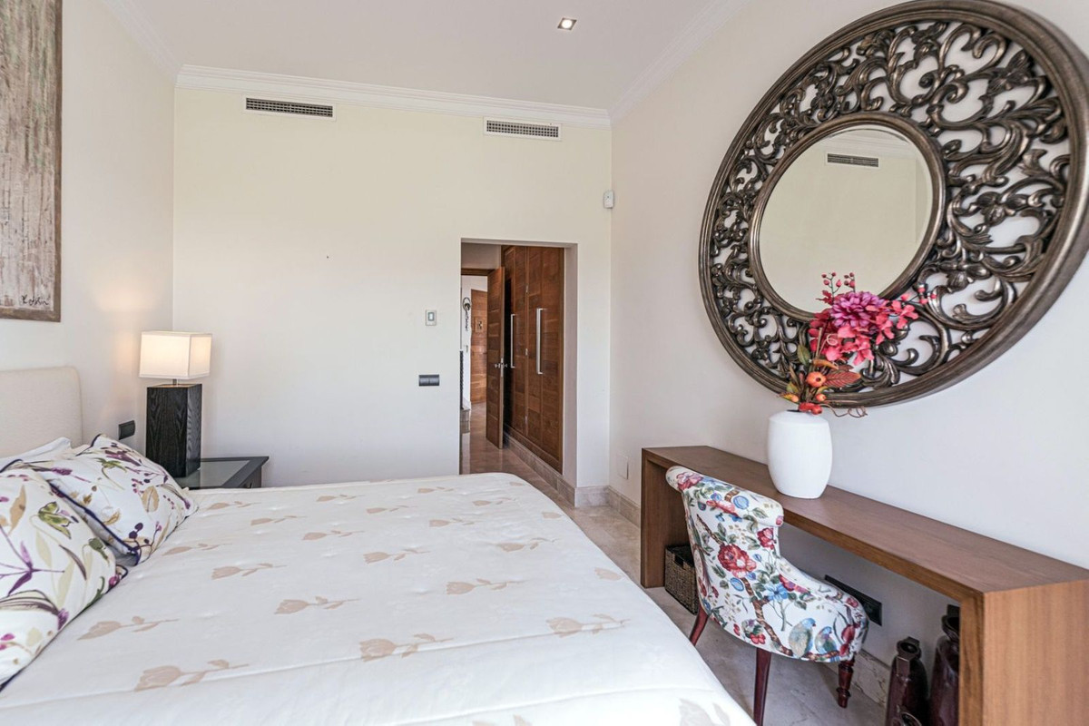 4 Bedroom Villa in Benahavís - Foto 22