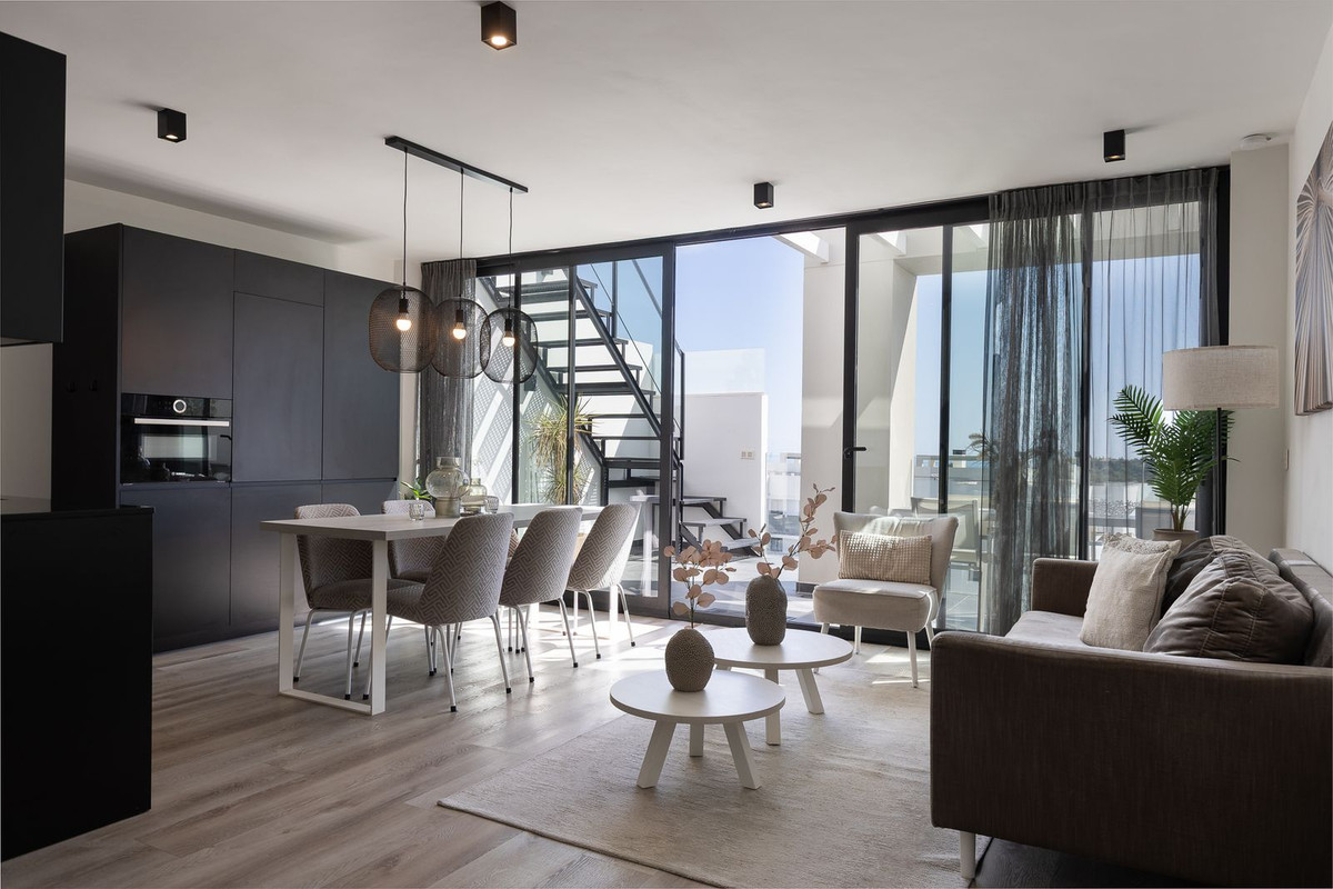 3 Bedroom Penthouse in Mijas - Photo 3