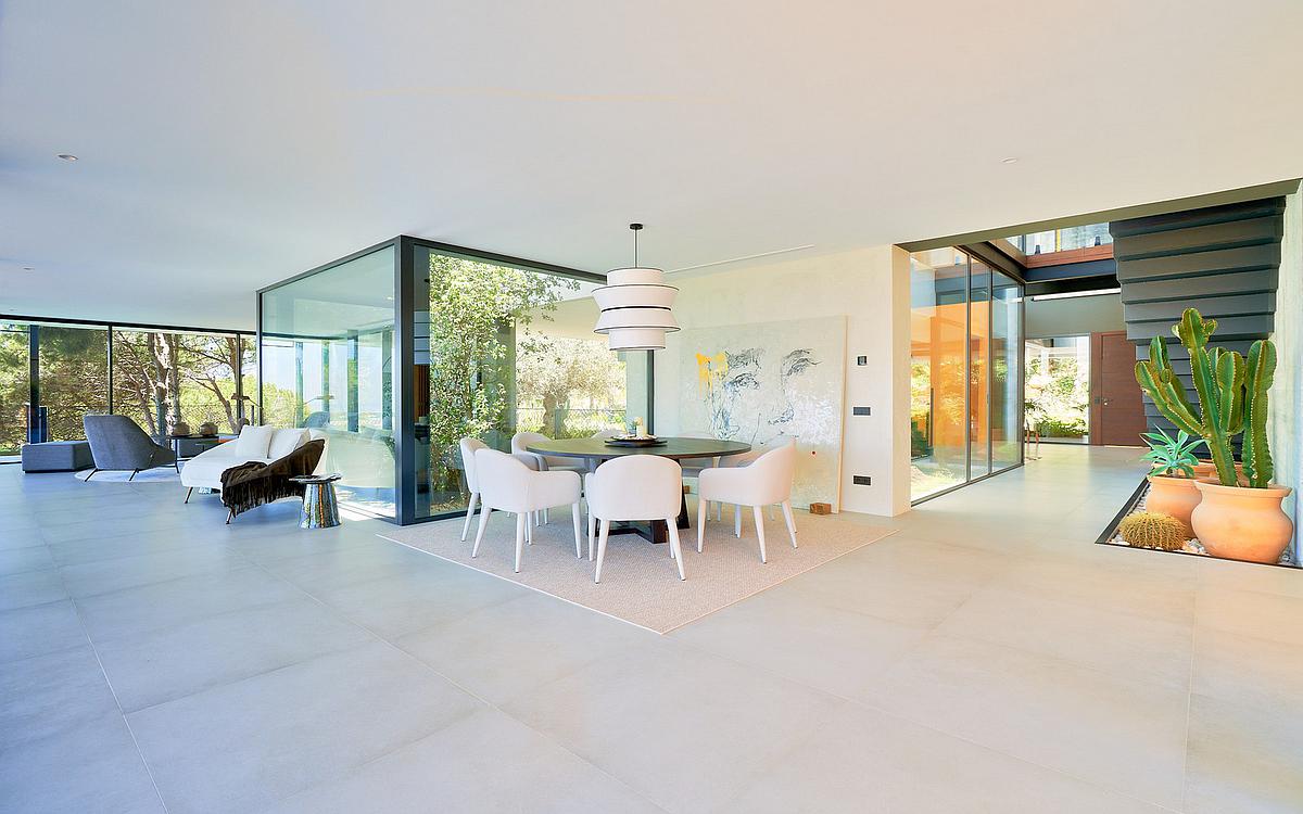 5 Bedroom Villa in Sotogrande - Photo 5