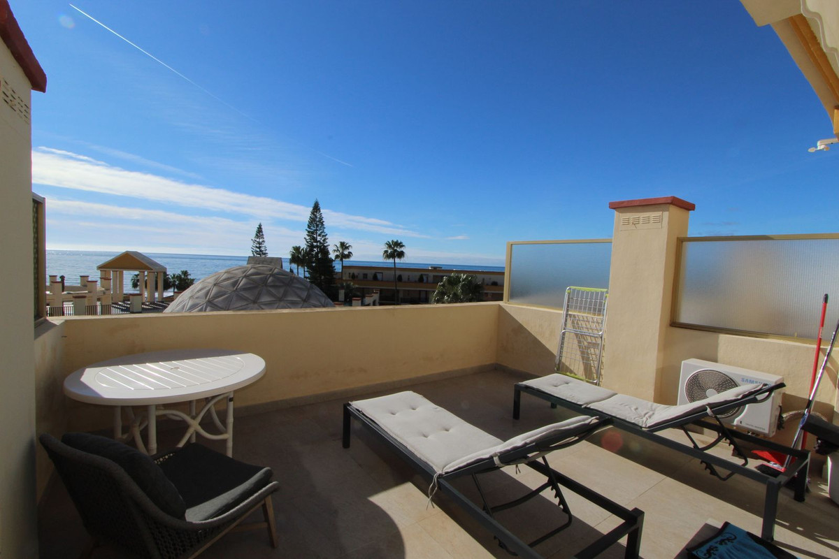 1 Bedroom Apartment in Marbella - Foto 2