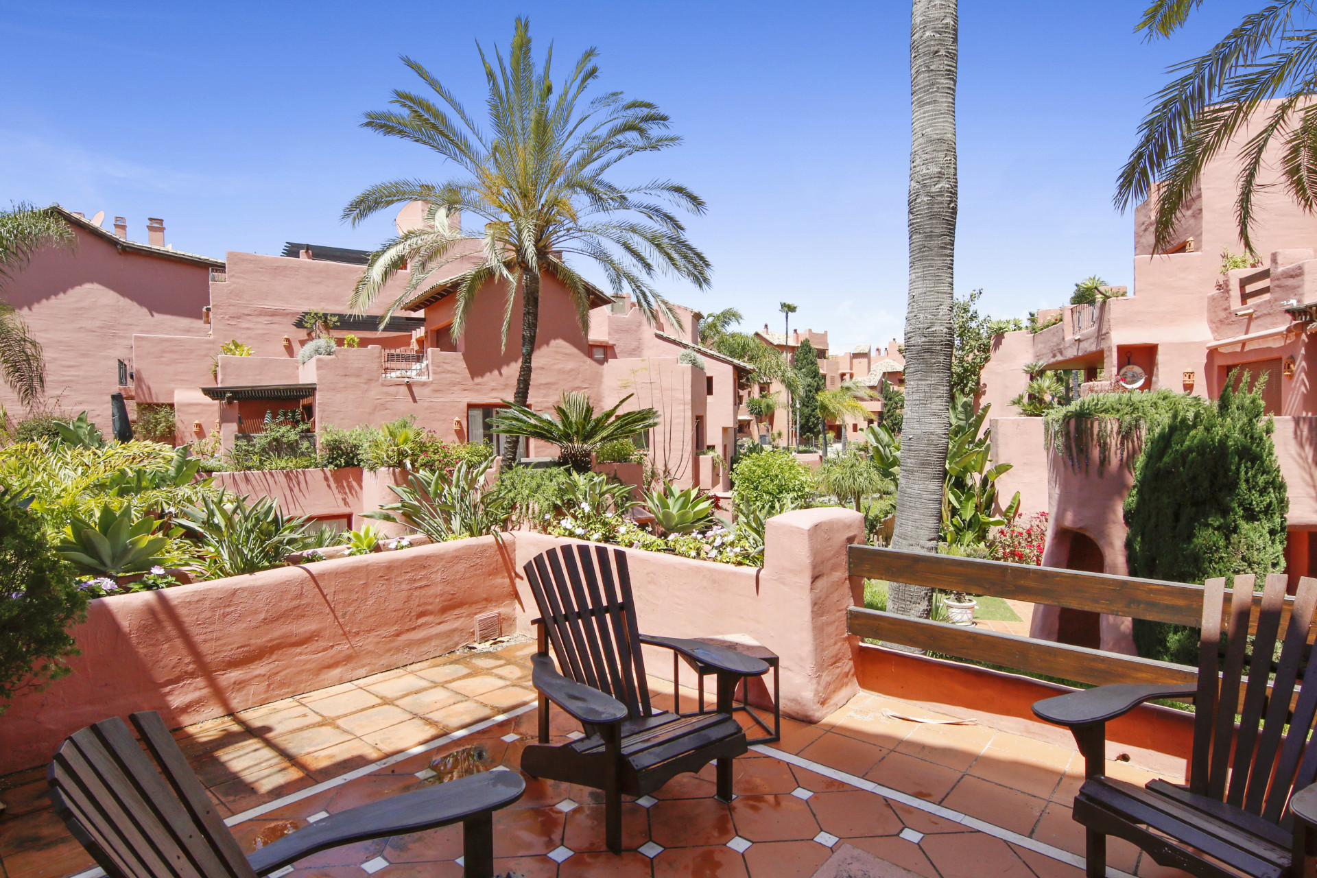 3 Bedroom Penthouse in Estepona - Photo 15