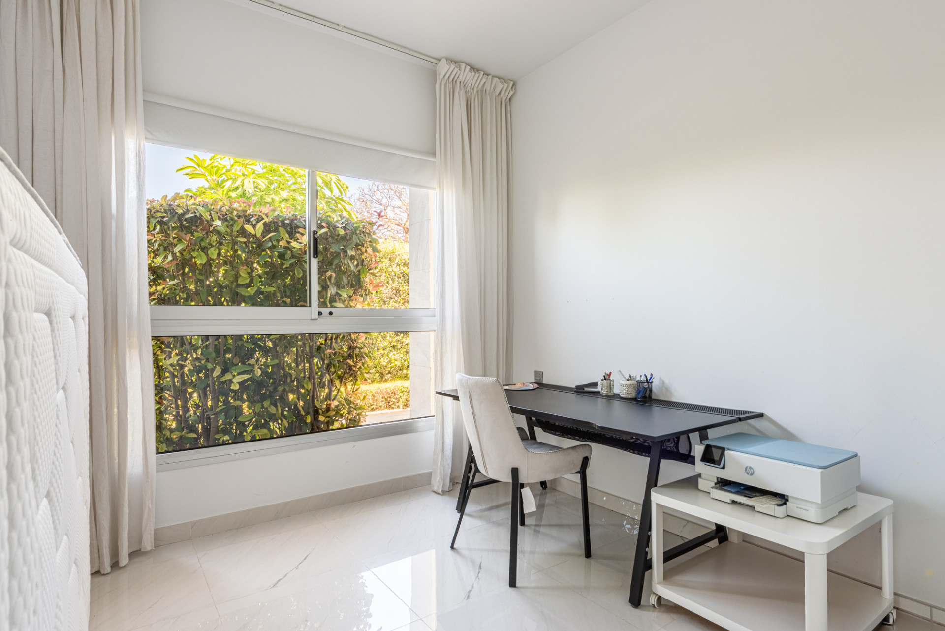 3 Bedroom Apartment in Estepona - Photo 17