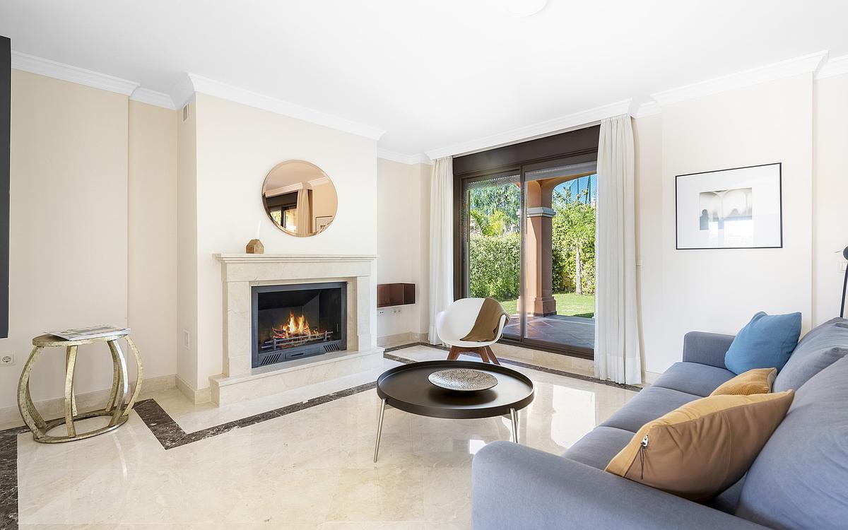 3 Bedroom Villa in Estepona - Photo 3