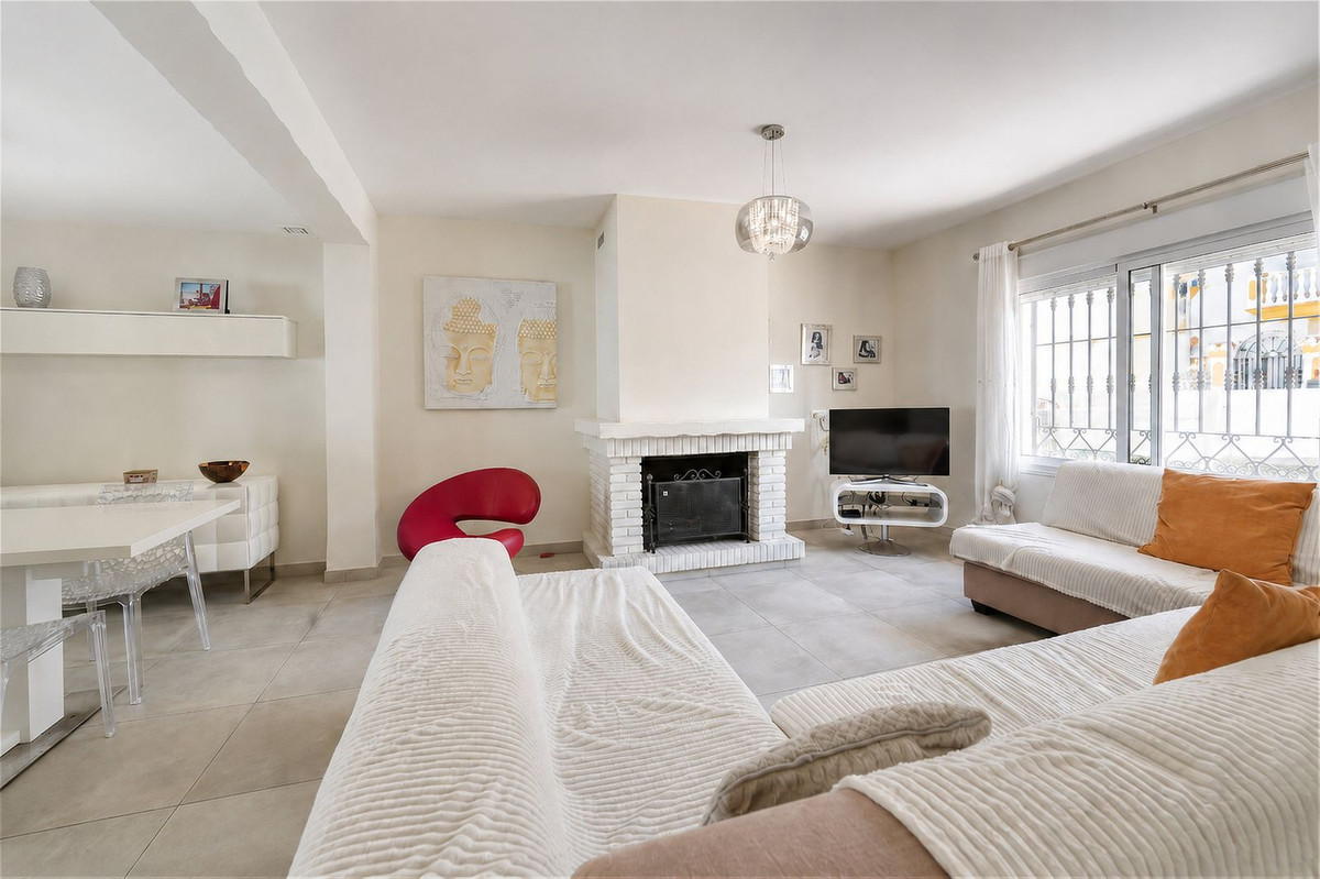 3 Bedroom Townhouse in Casares - Photo 6