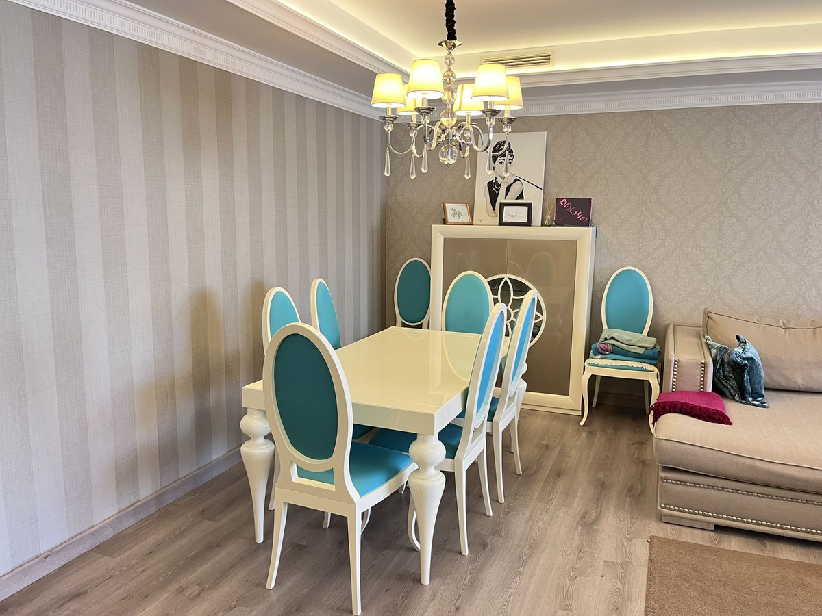 2 Bedroom Apartment in Marbella - Photo 8