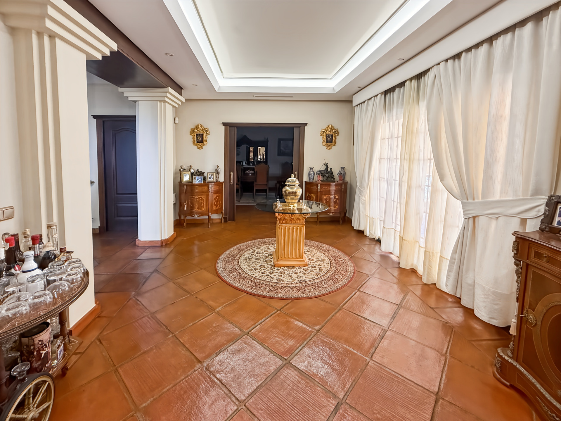 5 Bedroom Villa in Mijas - Photo 7