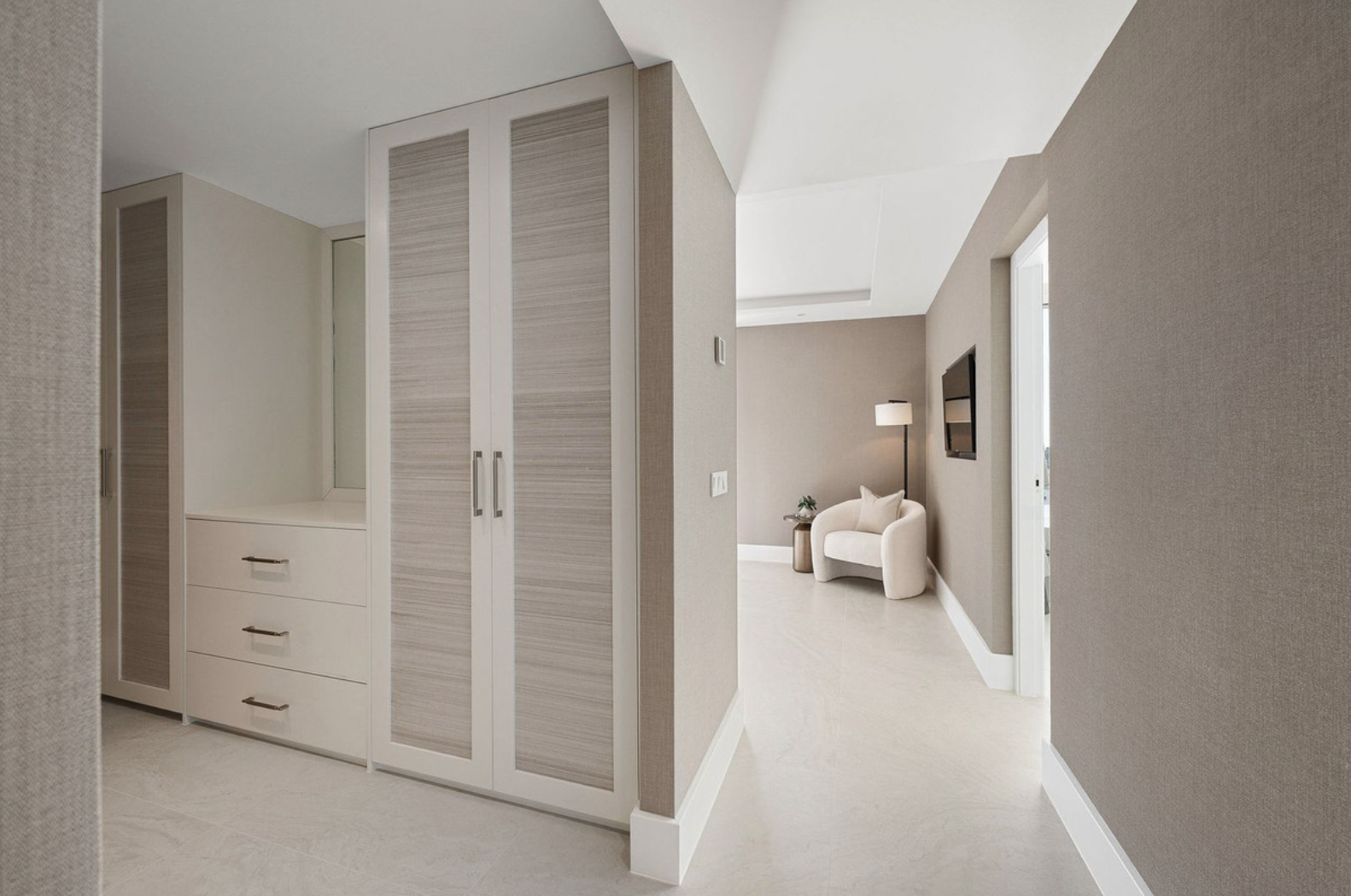 4 Bedroom Townhouse in Benahavís - Photo 20