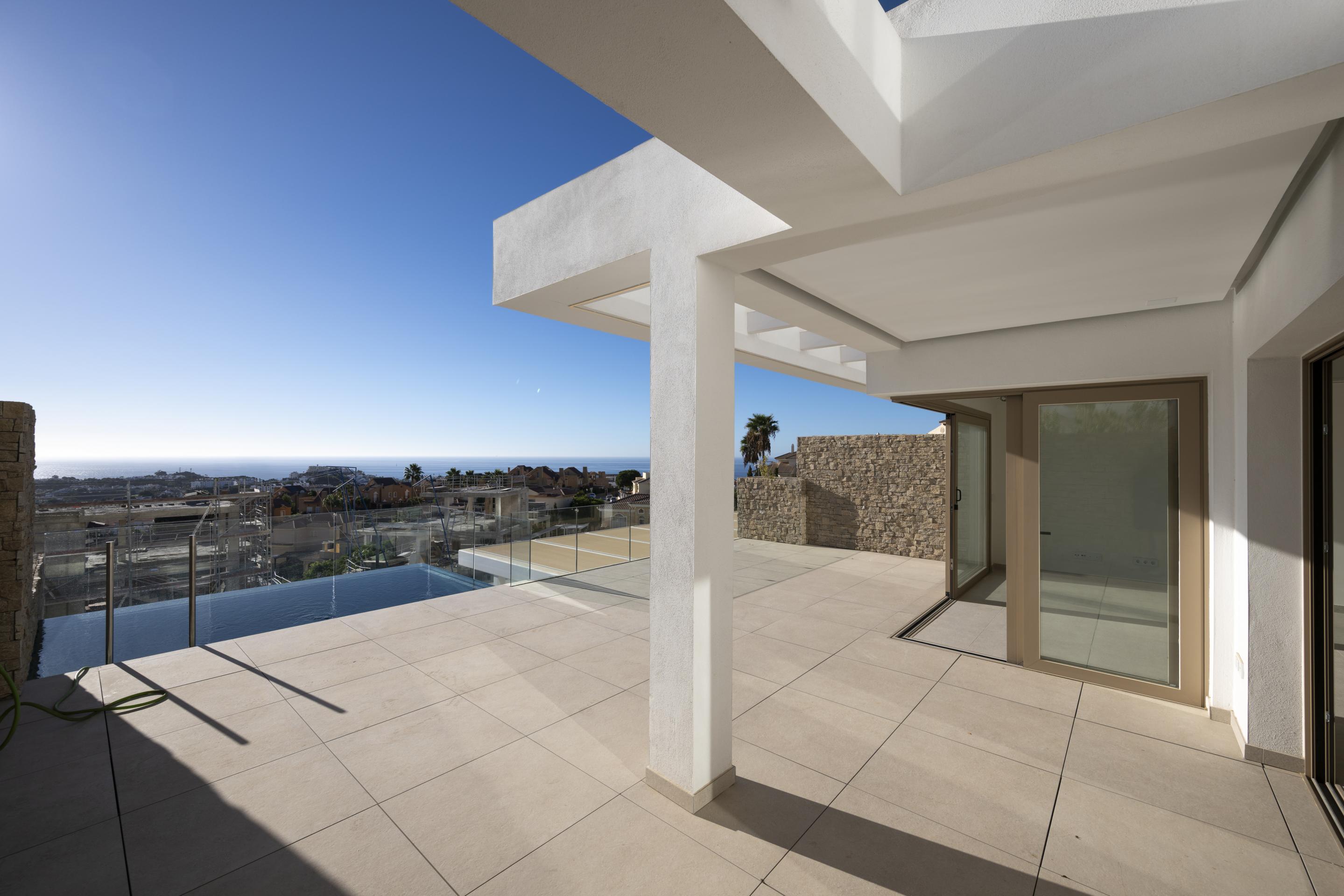 2 Bedroom Apartment in Mijas