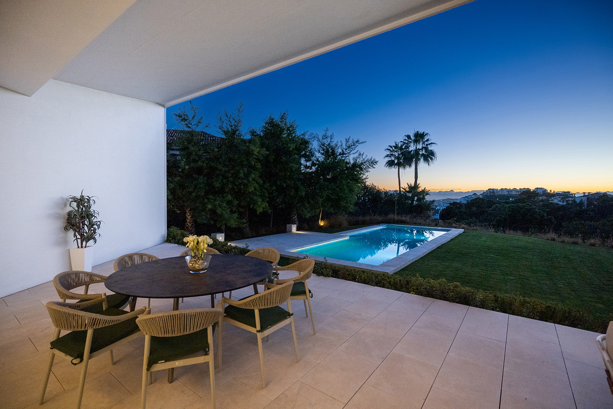 7 Bedroom Villa in Benahavís - Фото 24