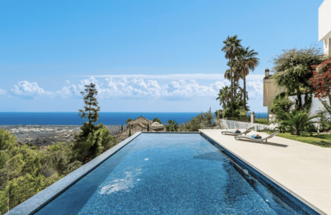 4 Bedroom Villa in Marbella - Photo 4