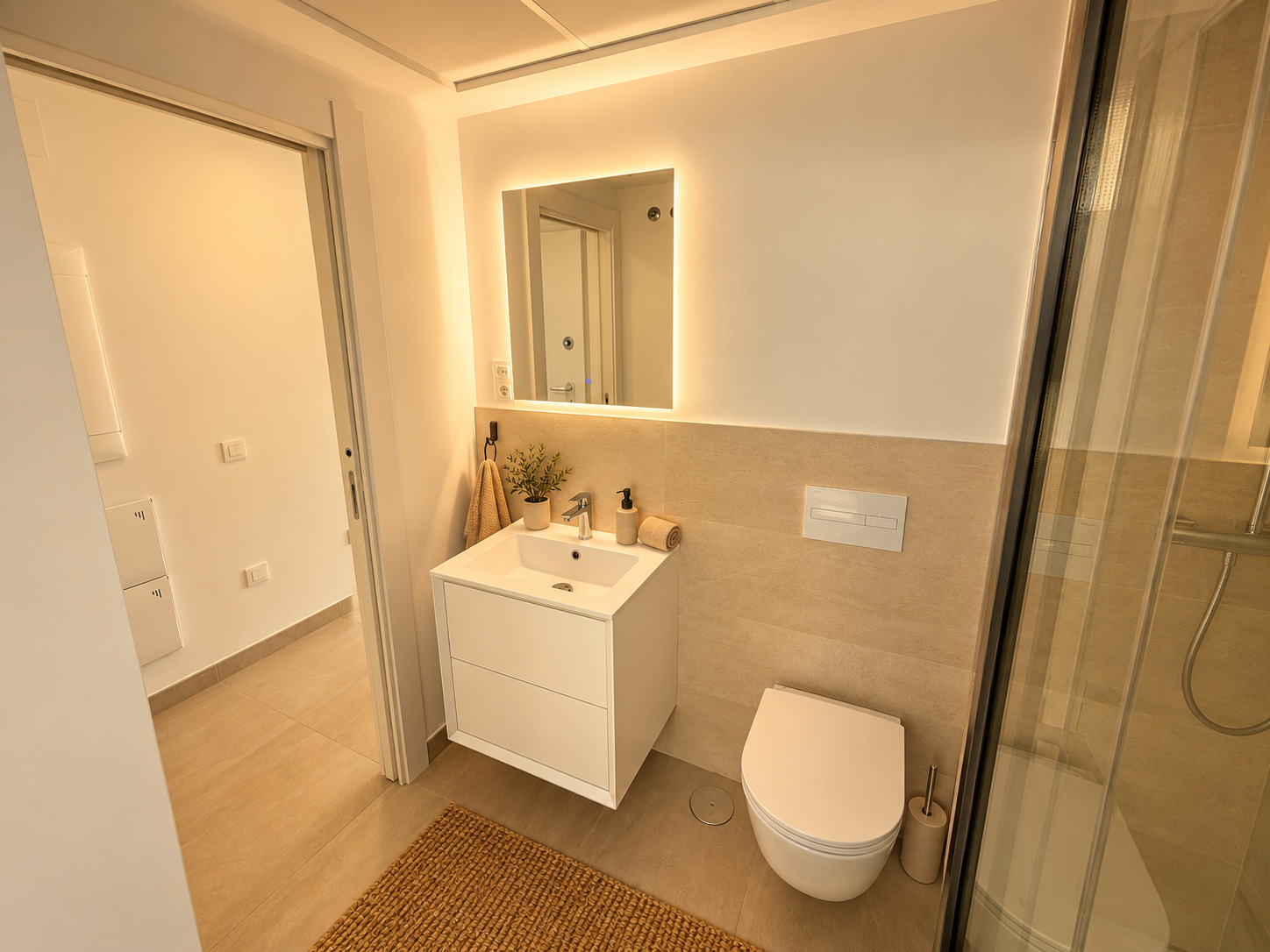 2 Bedroom Apartment in Benalmádena - Photo 21