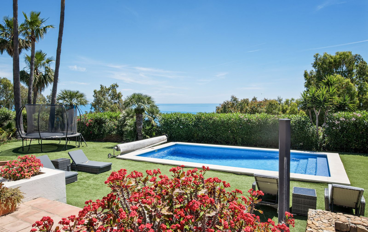 4 Bedroom Villa in Manilva - Photo 35