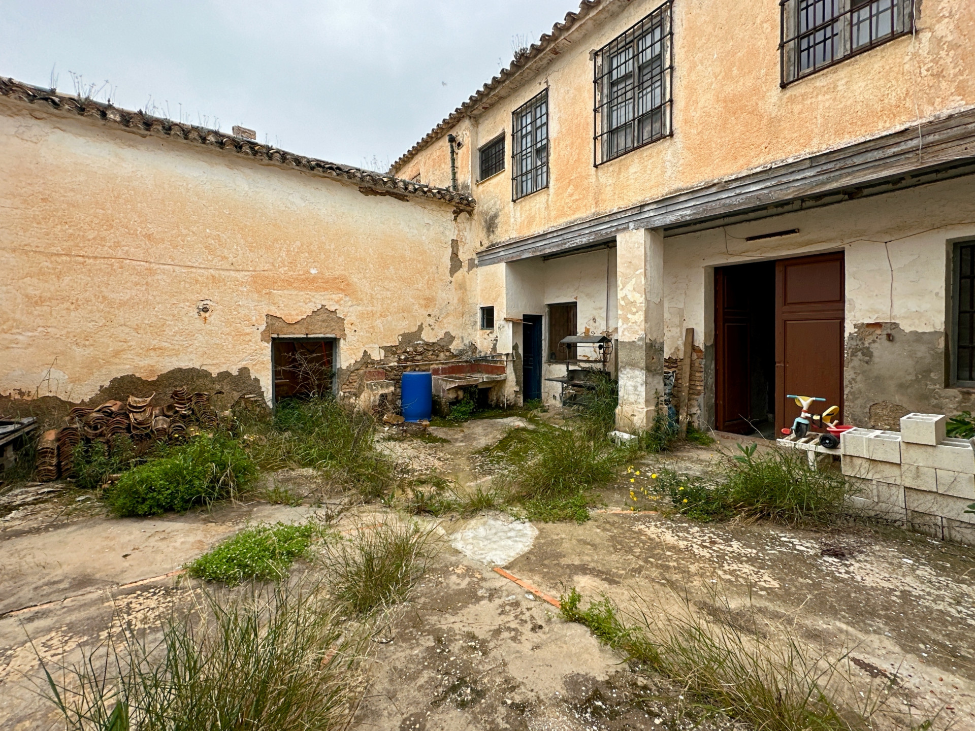 8 Bedroom Country house in Málaga - Photo 29