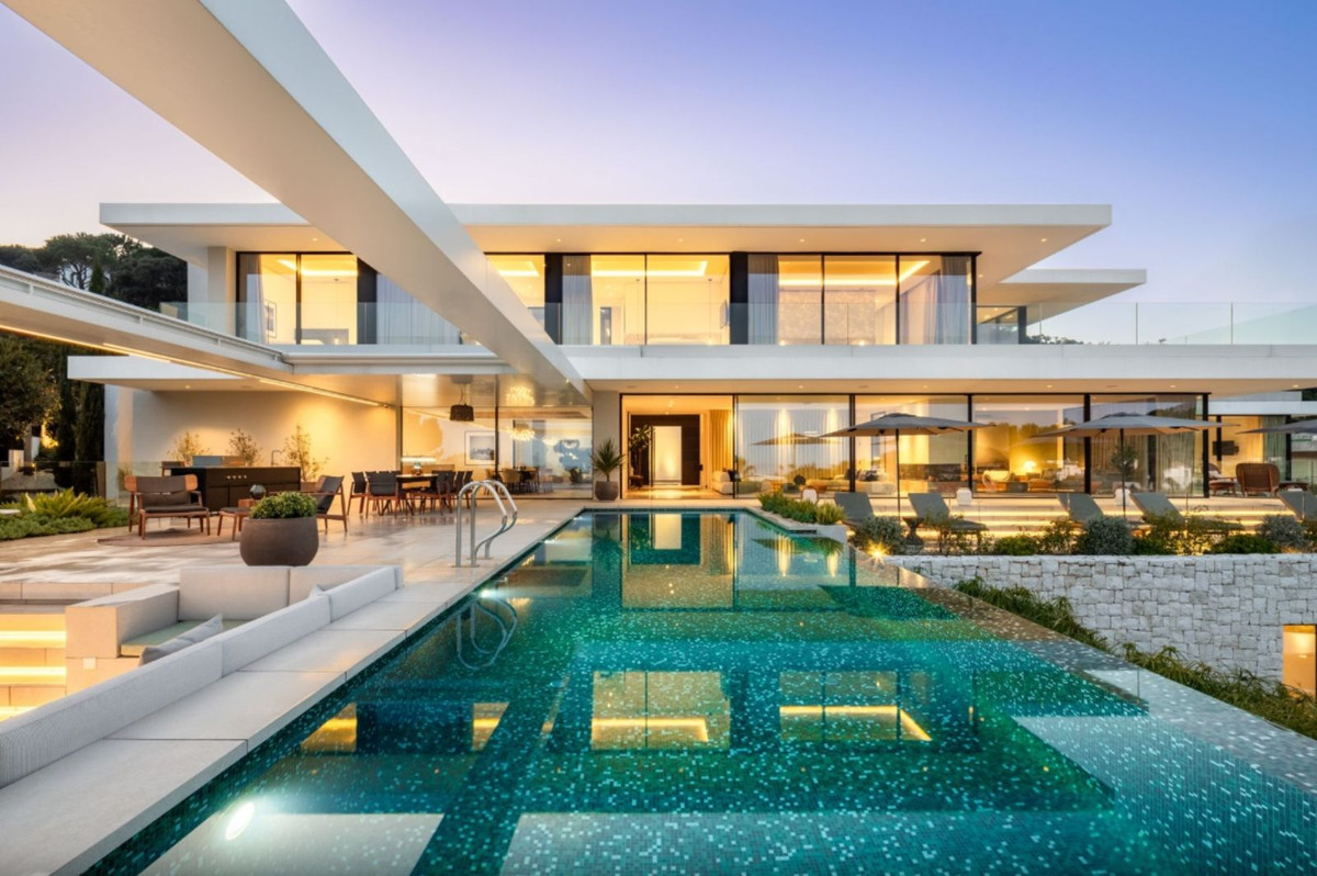 8 Bedroom Villa in Benahavís - Foto 15